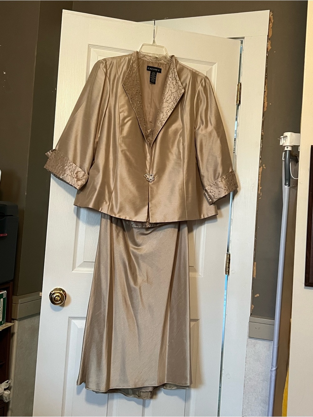 Elegant Cachet gold Two-Piece Women's formal midi dress with jacket.